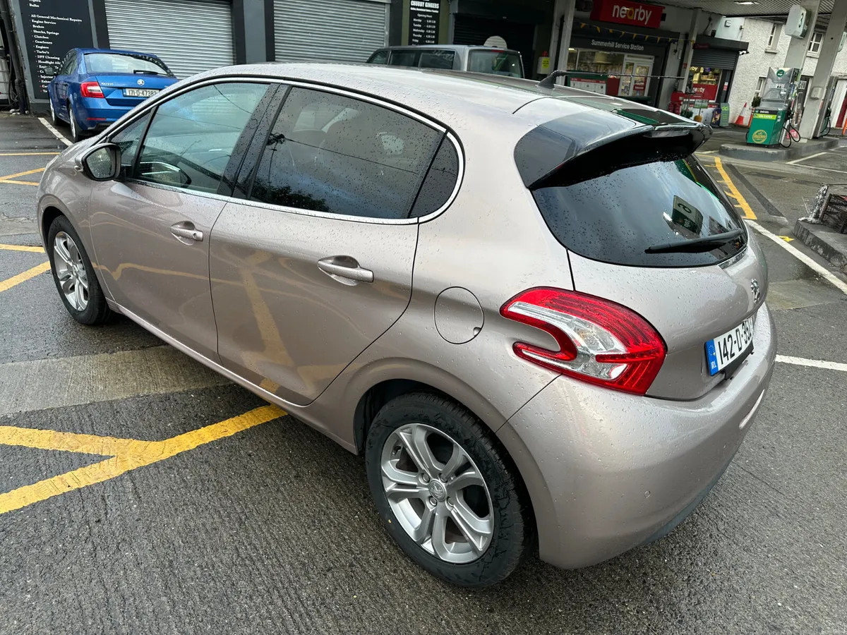 Peugeot 208 2014 1.2 VTI 82 bhp Access - Image 3