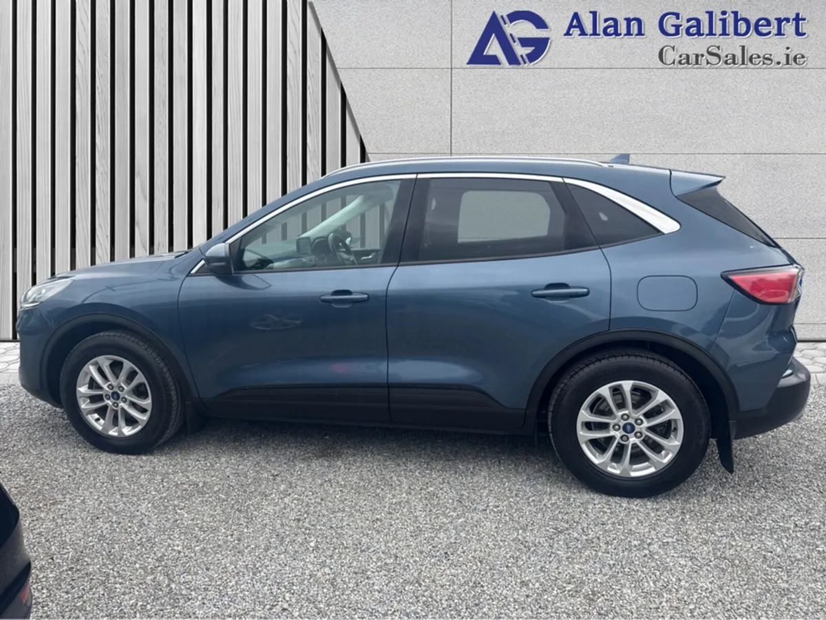 Ford Kuga TITANIUM 1.5 DIESEL - Image 5