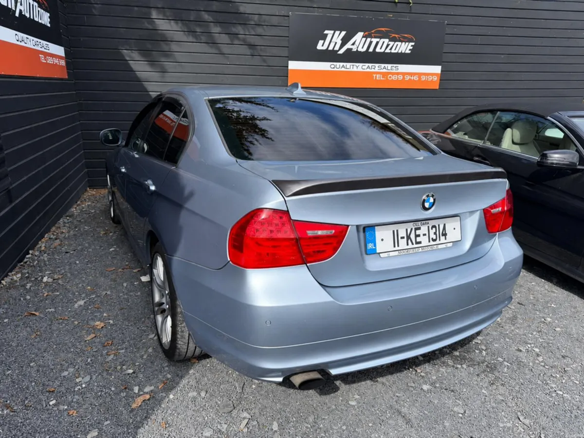 BMW 3-Series D ES EDITION ZJI1 4DR - Image 6