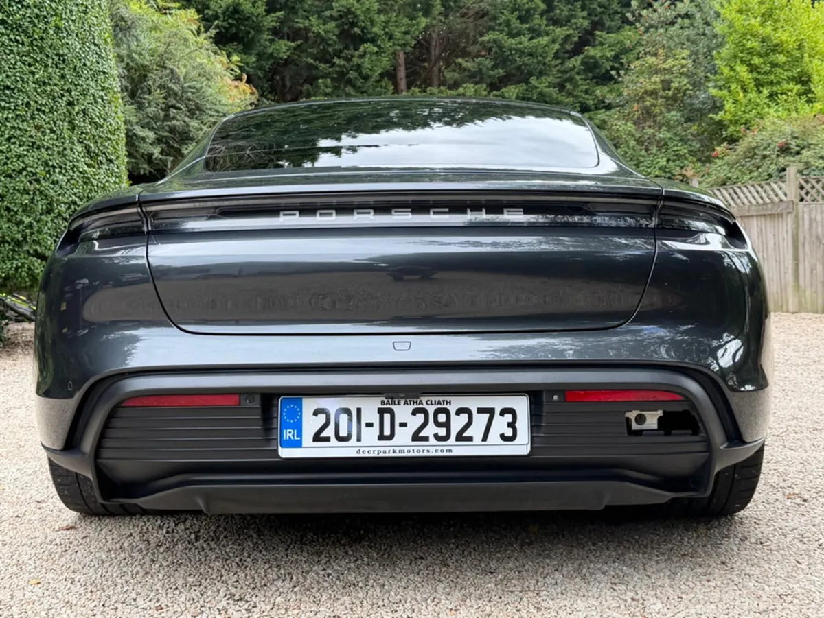 Porsche Taycan 4S *Colossal Specification * - Image 5