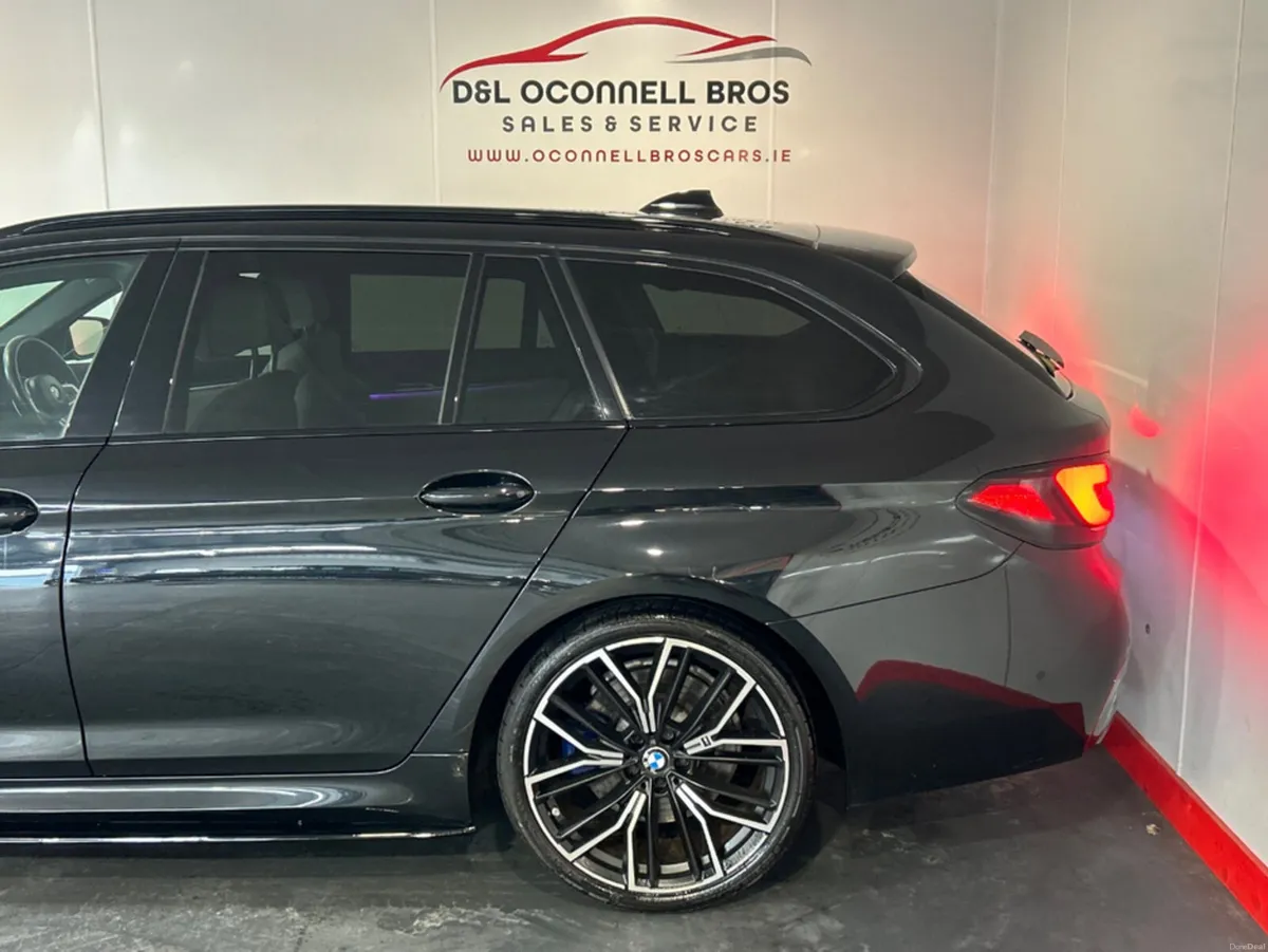 BMW 5-Series G31 M SPORT MHEV AUTO 520 D TOURING - Image 5
