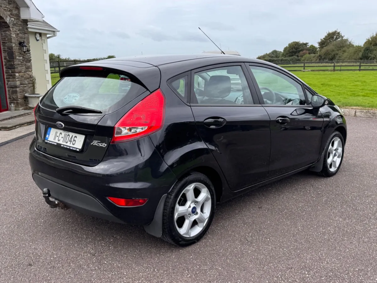 Ford Fiesta STYLE 1.25 60PS 5DR - Image 6