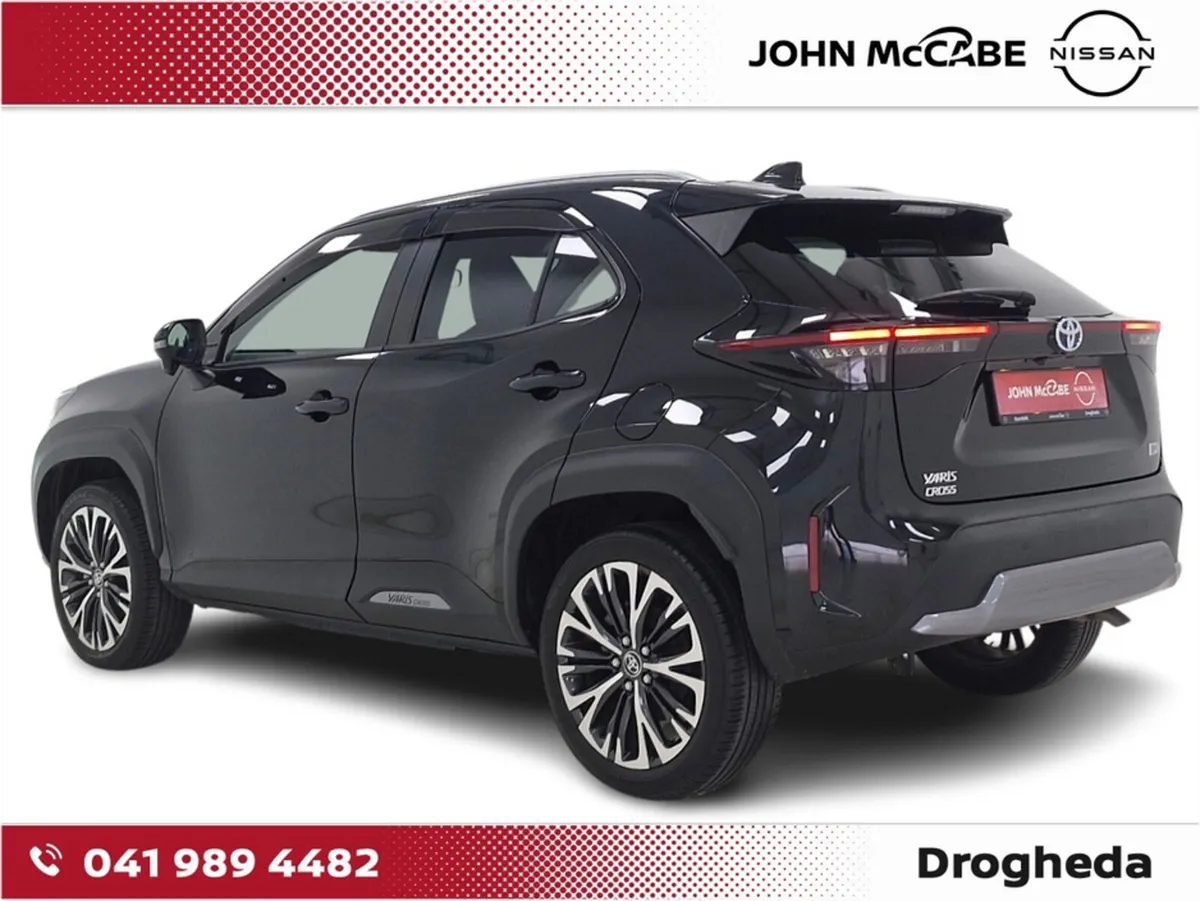 Toyota Yaris Cross HYBRID LUNA SPORT AUTOMATIC  *R - Image 5