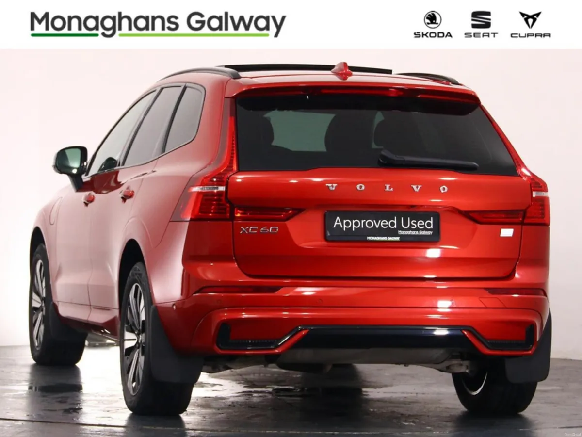 Volvo XC60 T6 PHEV PLUS DARK AWD 5DR AUTO - Image 4