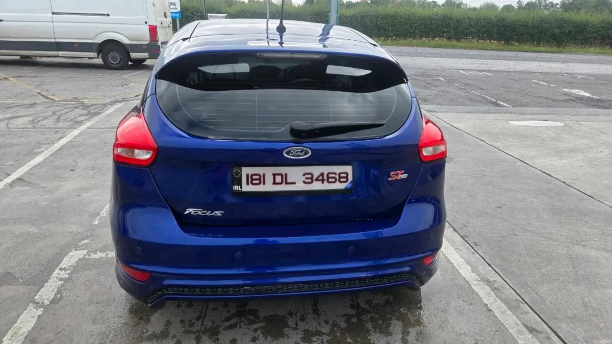 Ford Focus STLine 1.5 Diesel - Image 4