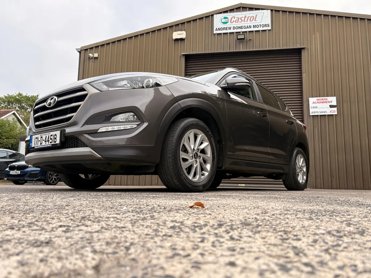 Hyundai Tucson 2017  TOP SPEC - Image 6