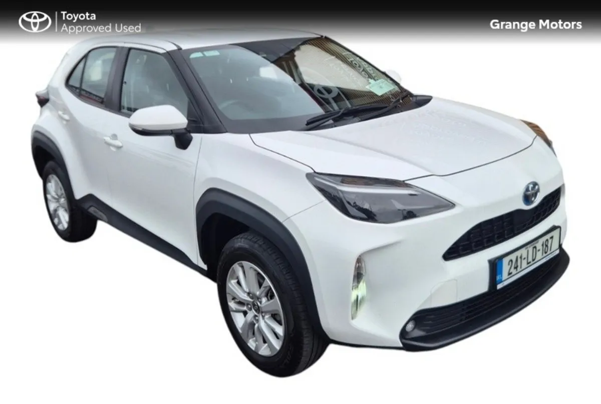 Toyota Yaris Cross 1.5 HYBRID LUNA 5DR - Image 1