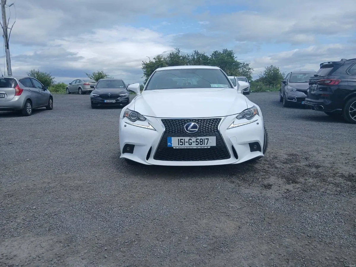Lexus IS 2015 - Image 3