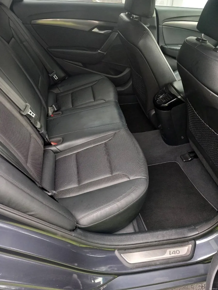 Hyundai I40 Executive plus - Image 4