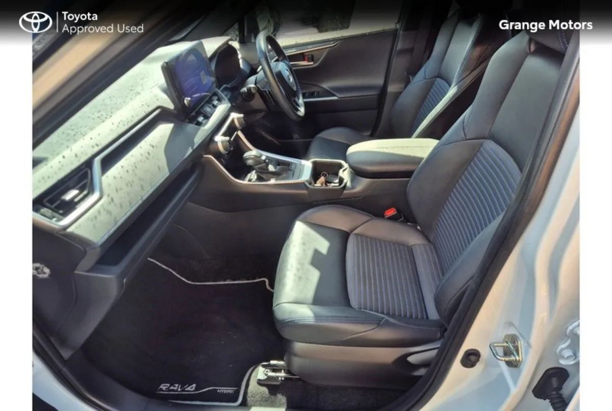 Toyota RAV4 2.5 HYBRID SPORT 5DR - Image 6