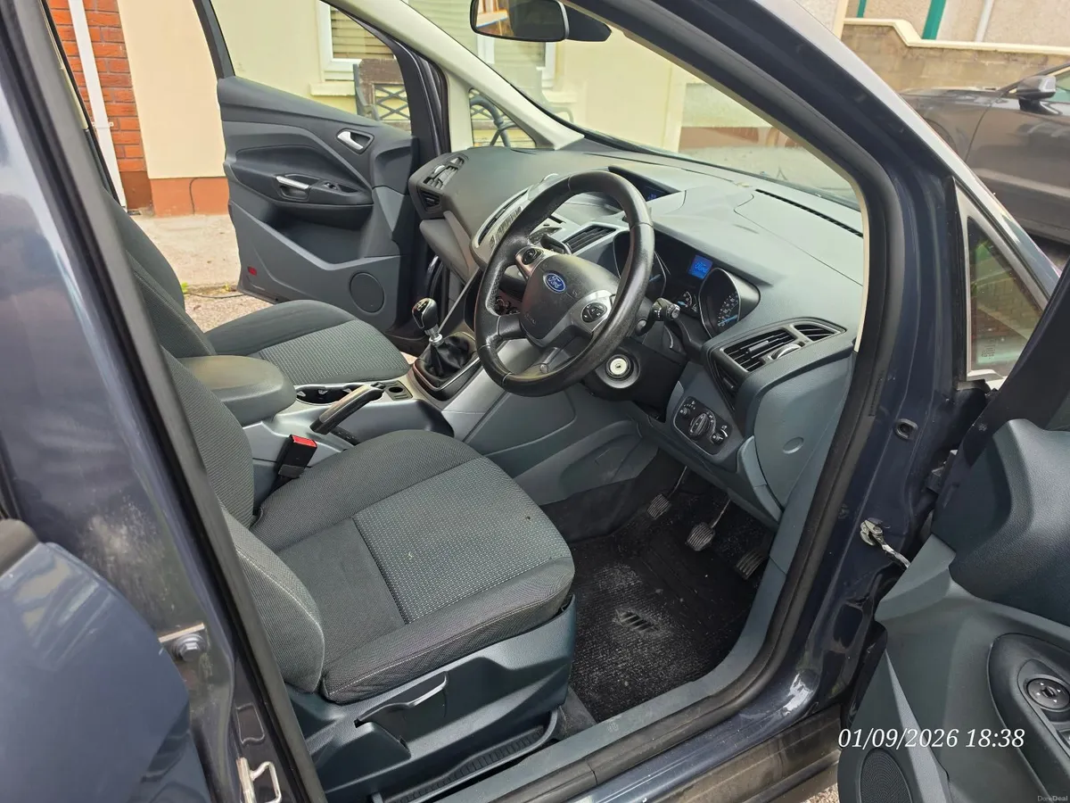 Ford C-Max 2013 Low Mileage - Image 2