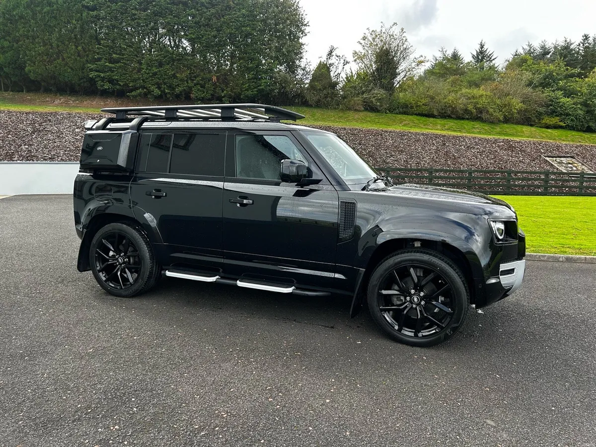 Land Rover - Image 1