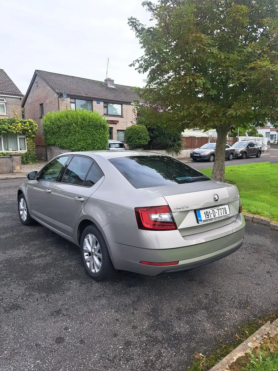 Skoda Octavia 2019 - Image 3
