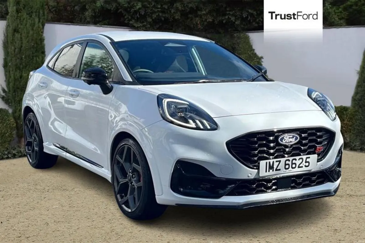 Ford Puma 1.0 EcoBoost Hybrid mHEV 170 ST 5dr DCT - Image 1