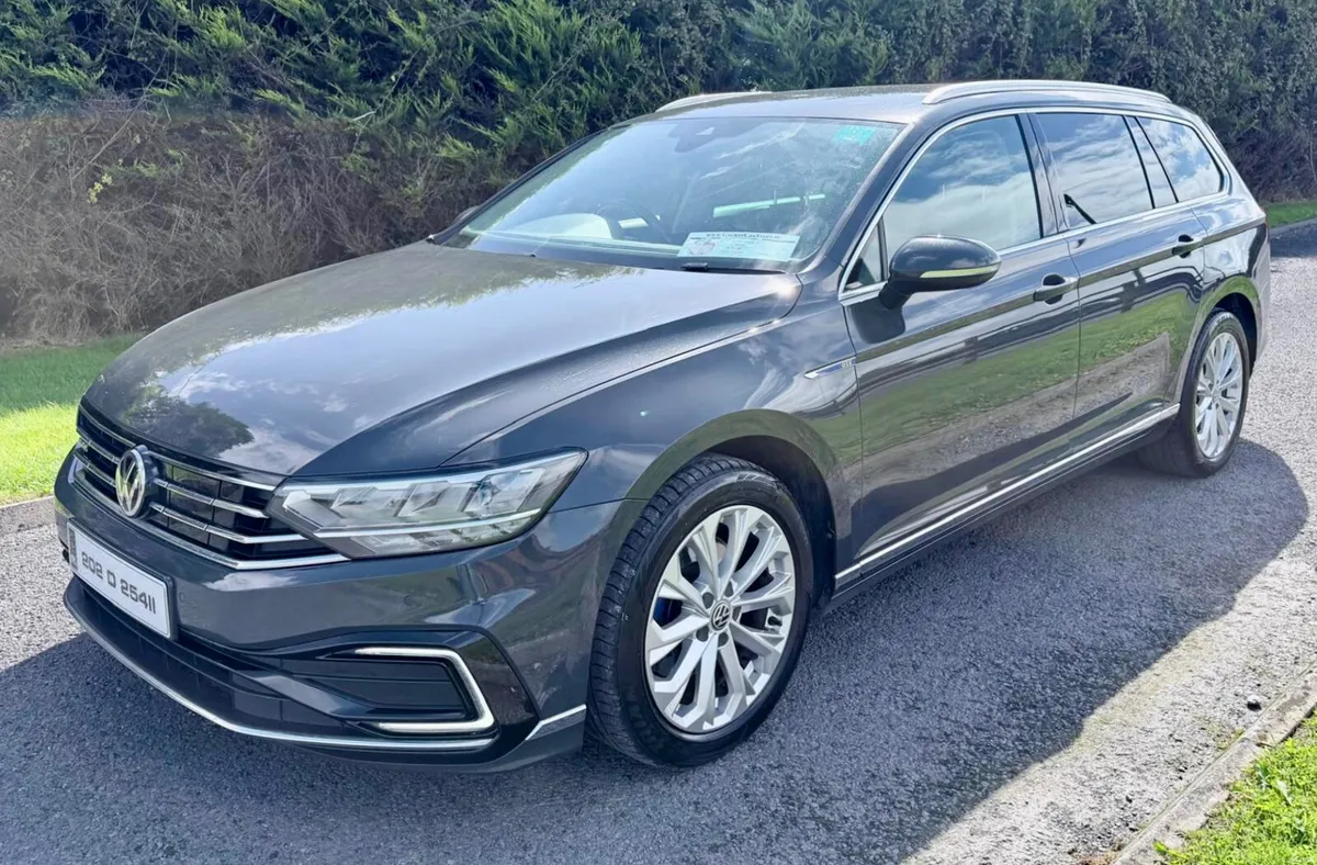 2020Volkswagen Passat 1.4  TSI PHEV - Image 5