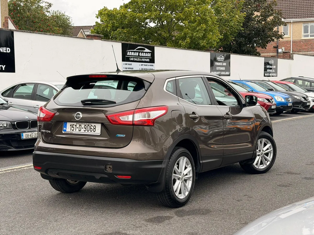 Nissan Qashqai 2015 1.5 Diesel Manual - Image 4