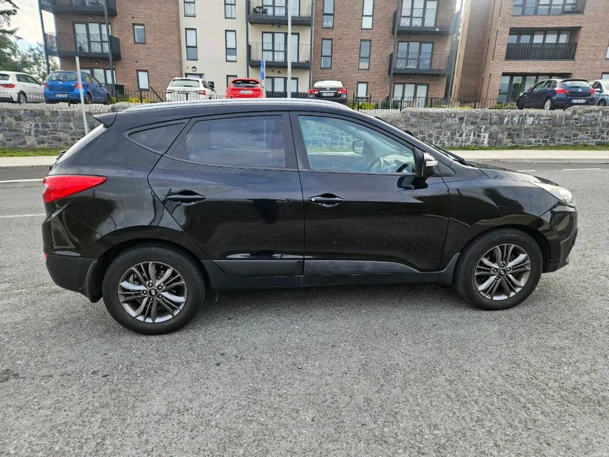 2014 Hyundai ix35 2.0  Diesel 4X4
Automatic Gearbo - Image 2