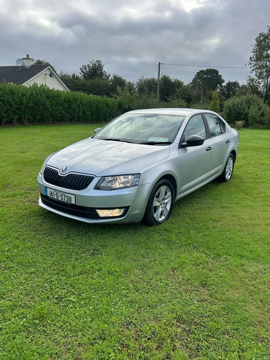 2014 Skoda Octavia diesel automatic - Image 2