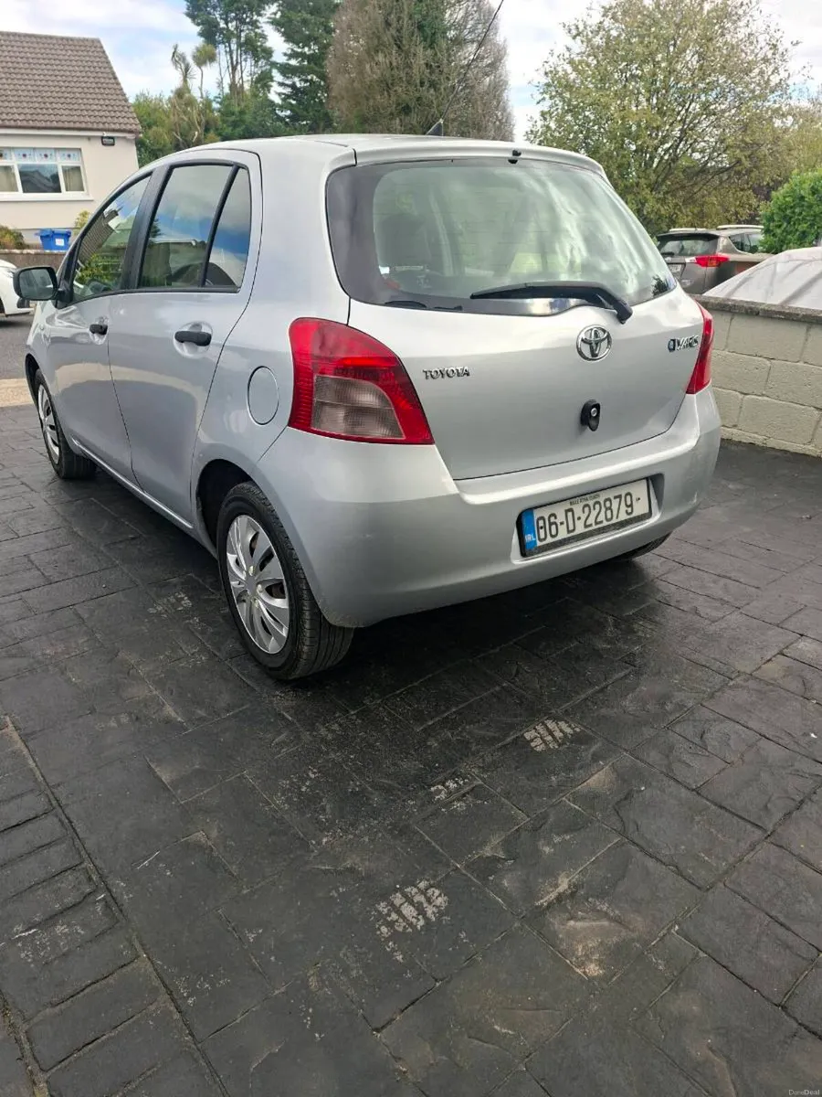 2006 yaris 0nly 99k km - Image 3