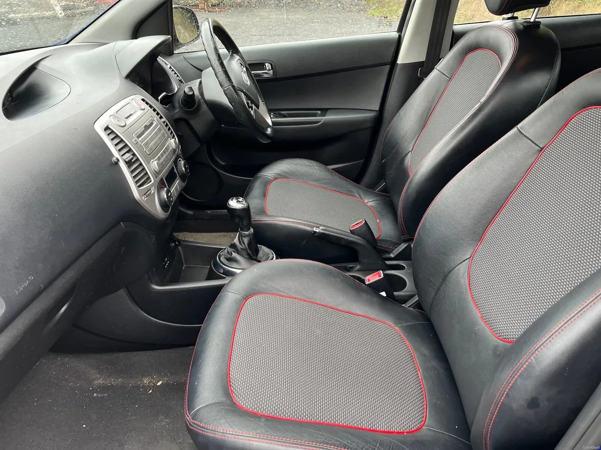 Hyundai i20 2011 - Image 3