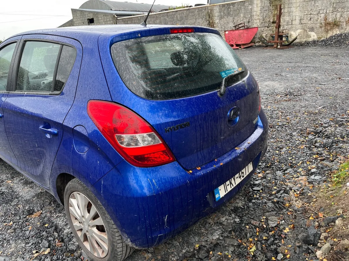 Hyundai i20 2011 - Image 4