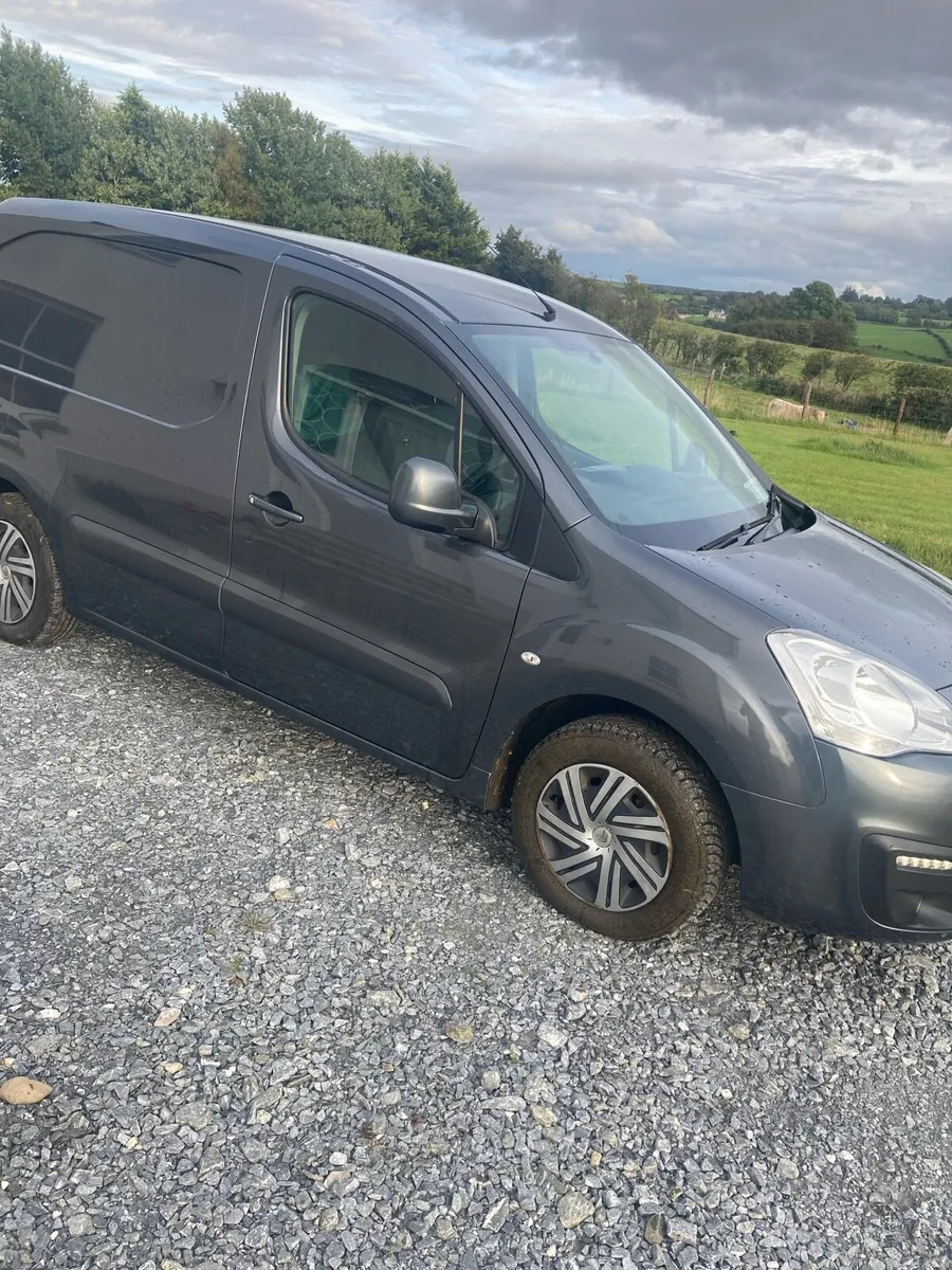 2017 berlingo - Image 3