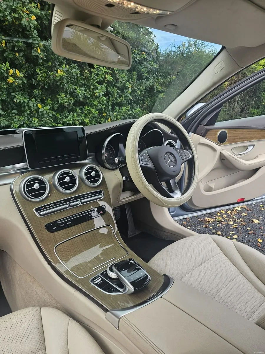 Mercedes-Benz C-Class 2016 - Image 3