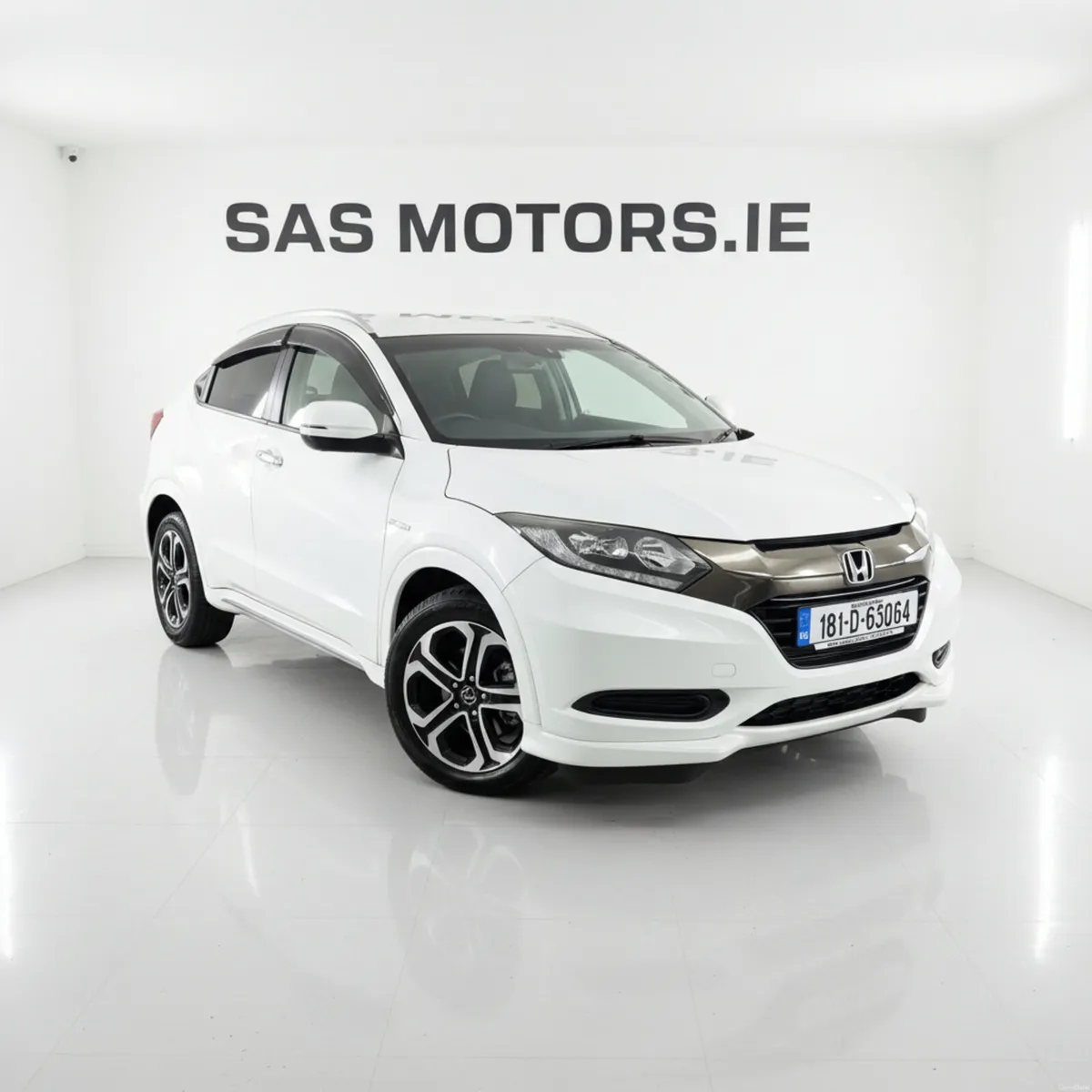 Honda Vezel Automatic 2018 Heated Seats - Image 1