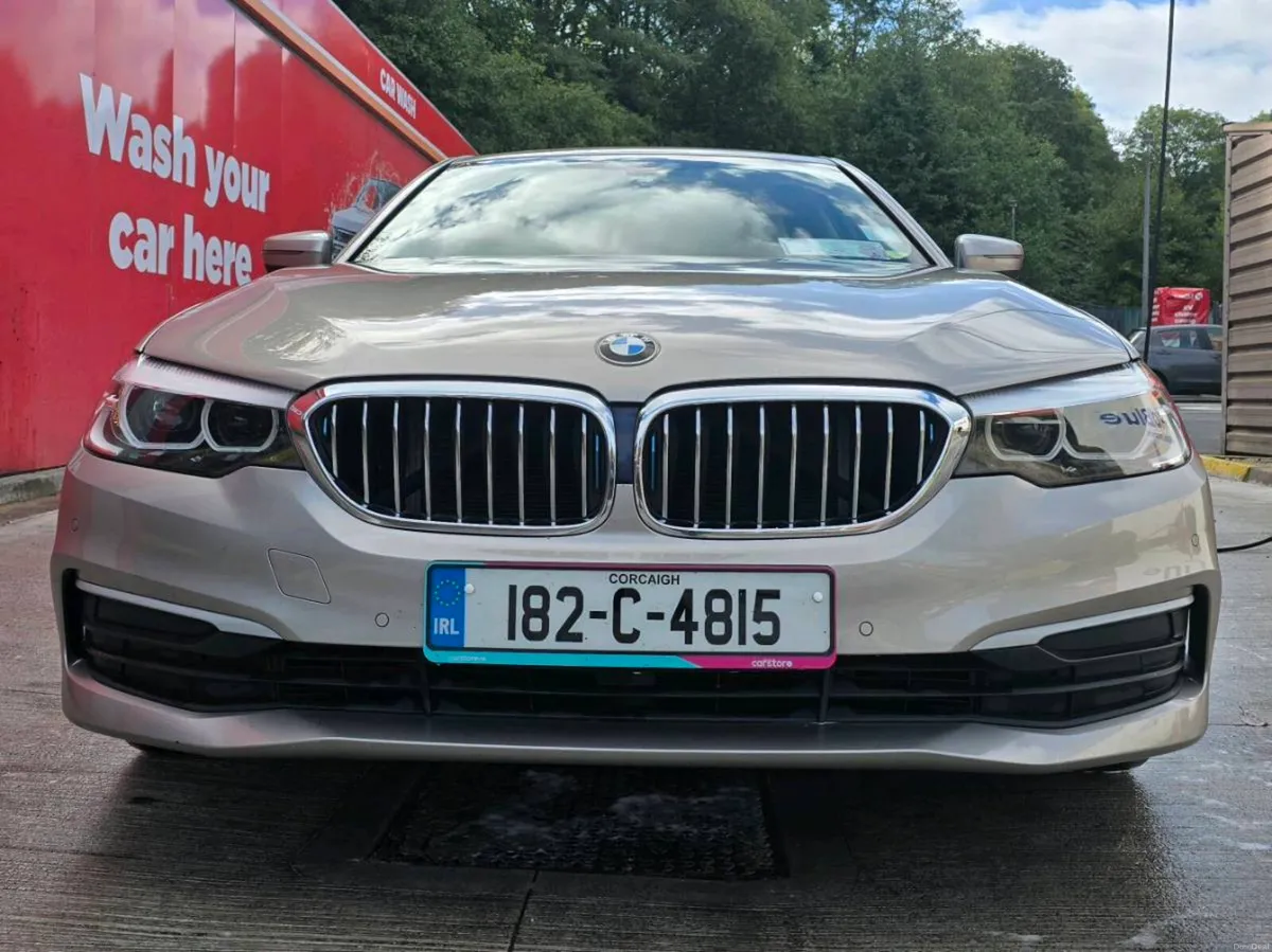 BMW 530e Sunroof Full Service History - Image 4