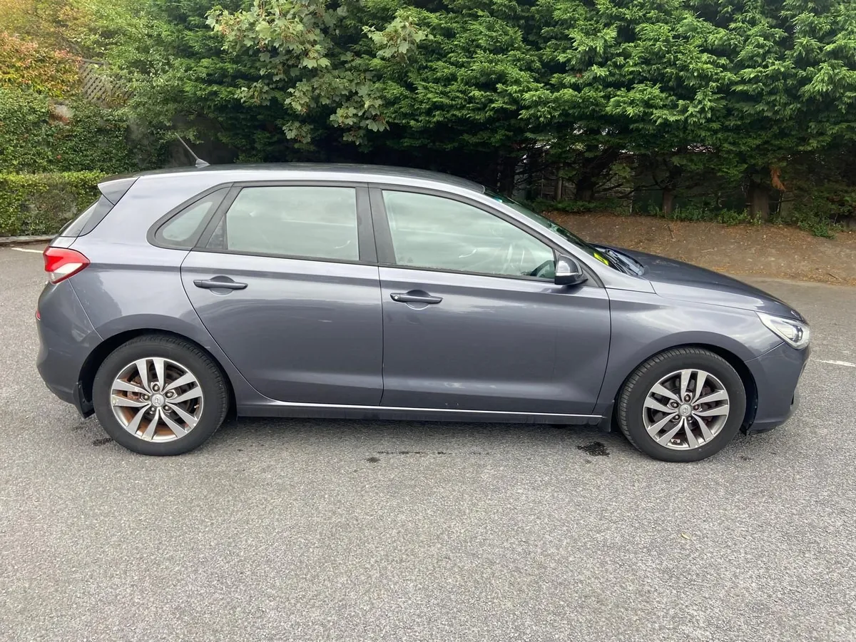 Hyundai i30 2017 - Image 3
