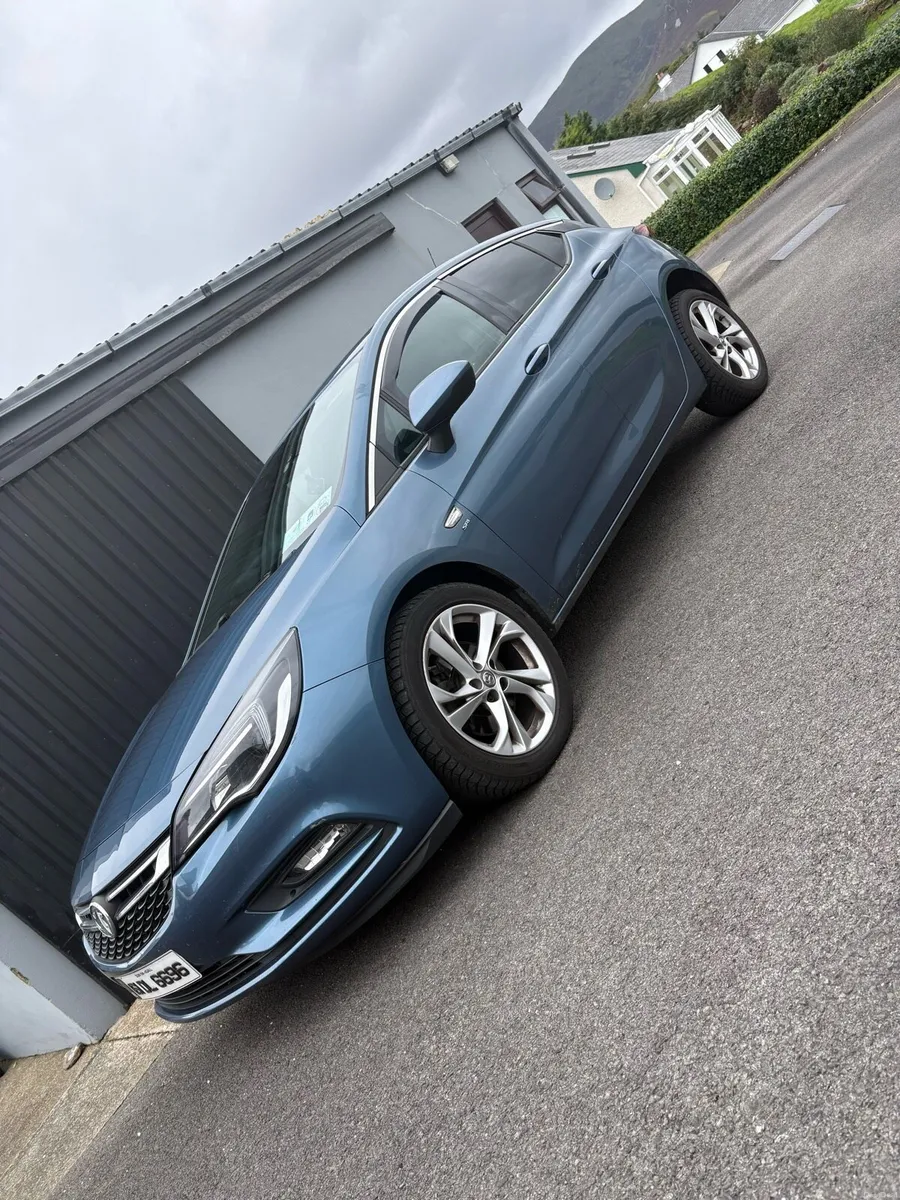 Vauxhall Astra - Image 1