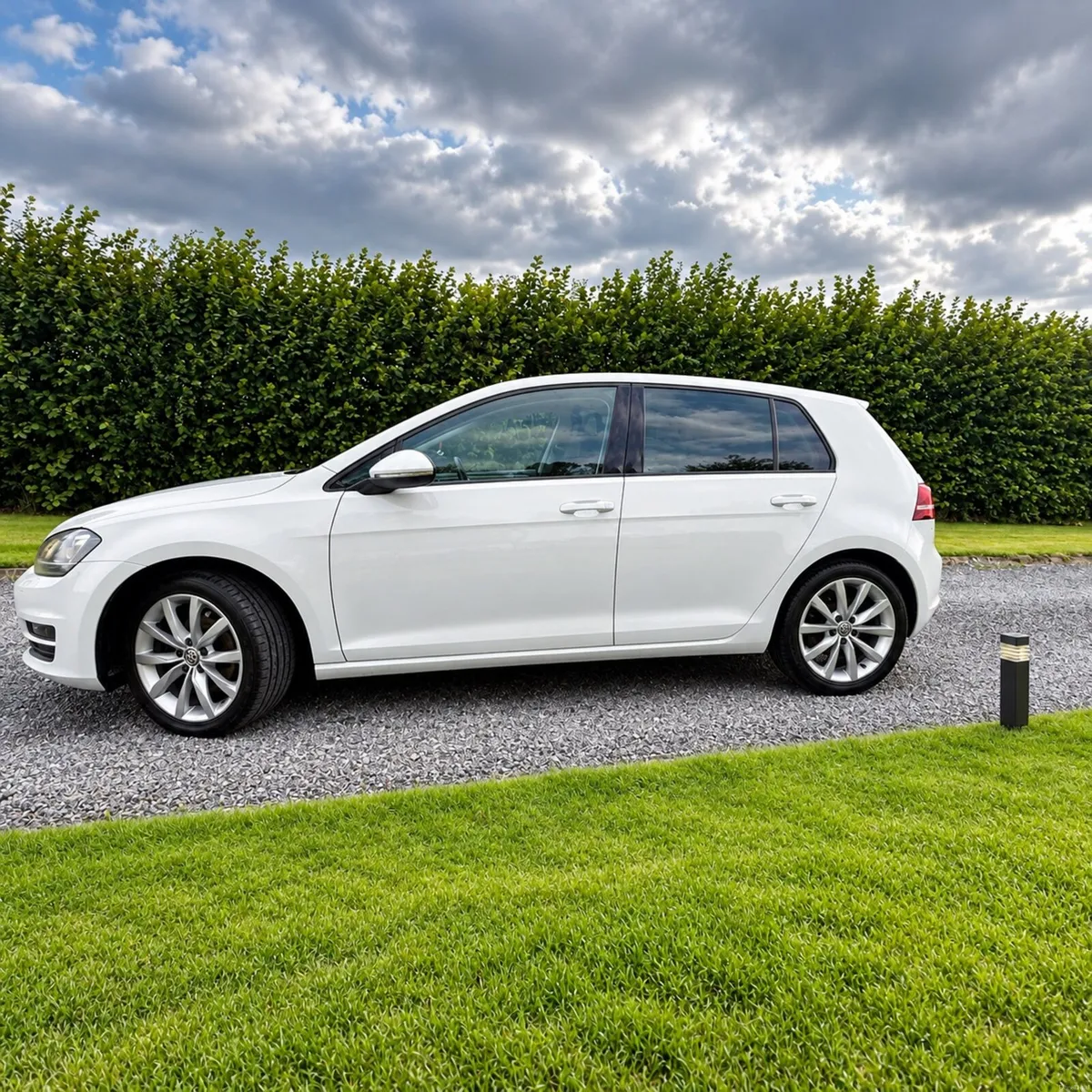 2017 Volkswagen Golf 1.2 TSI DSG Automatic - Image 6
