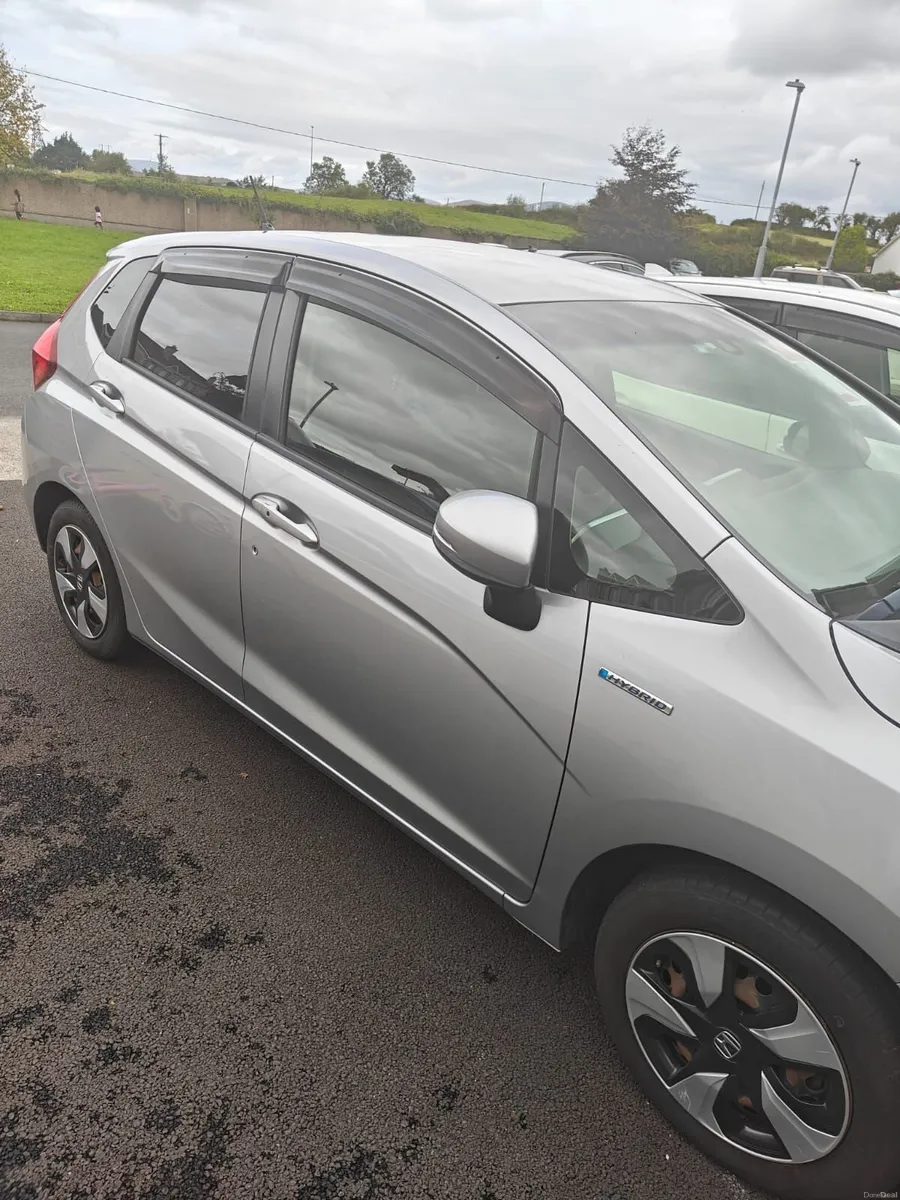 2018 Honda Fit Hybrid Auto | 168k km | NCT 09/2027 - Image 2