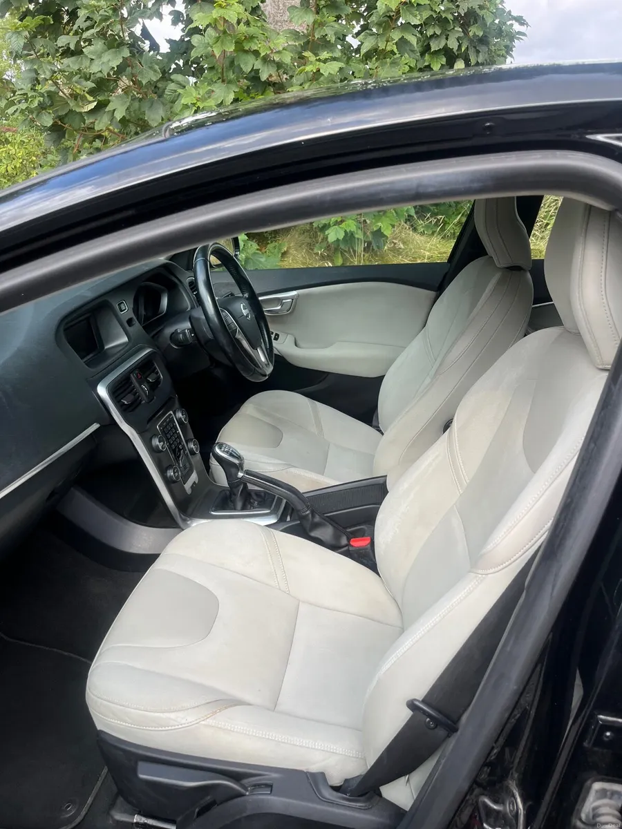 Volvo V40 2013 - Image 6