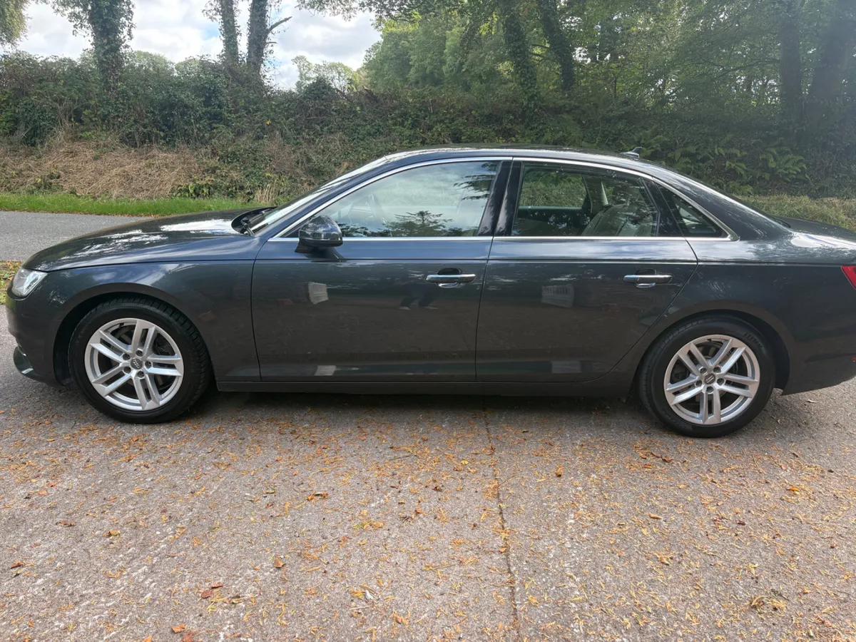 Audi A4 2016 SE ULTRA LEATHER INTERIOR - Image 4