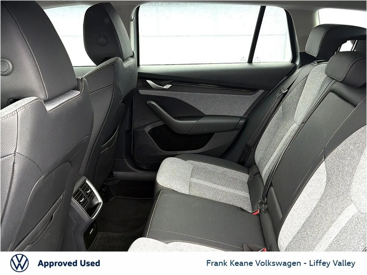 Skoda Octavia SELECTION PLUS AUTO 1.5TSI 150HP DSG - Image 6