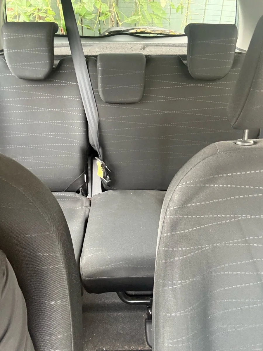 Toyota Yaris - Image 4