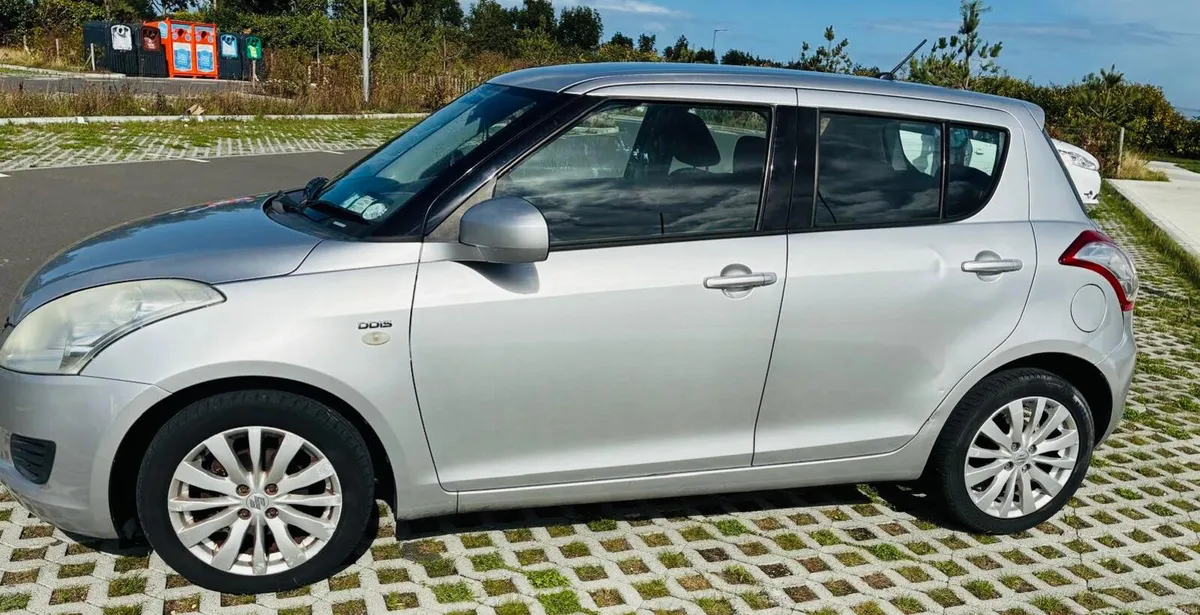 Suzuki Swift 2012 1.3 GLX Diesel - Image 4