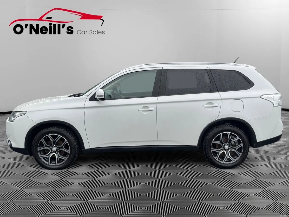 Mitsubishi Outlander 2015 2.2 DI-D 4X4 148hp  #460 - Image 3