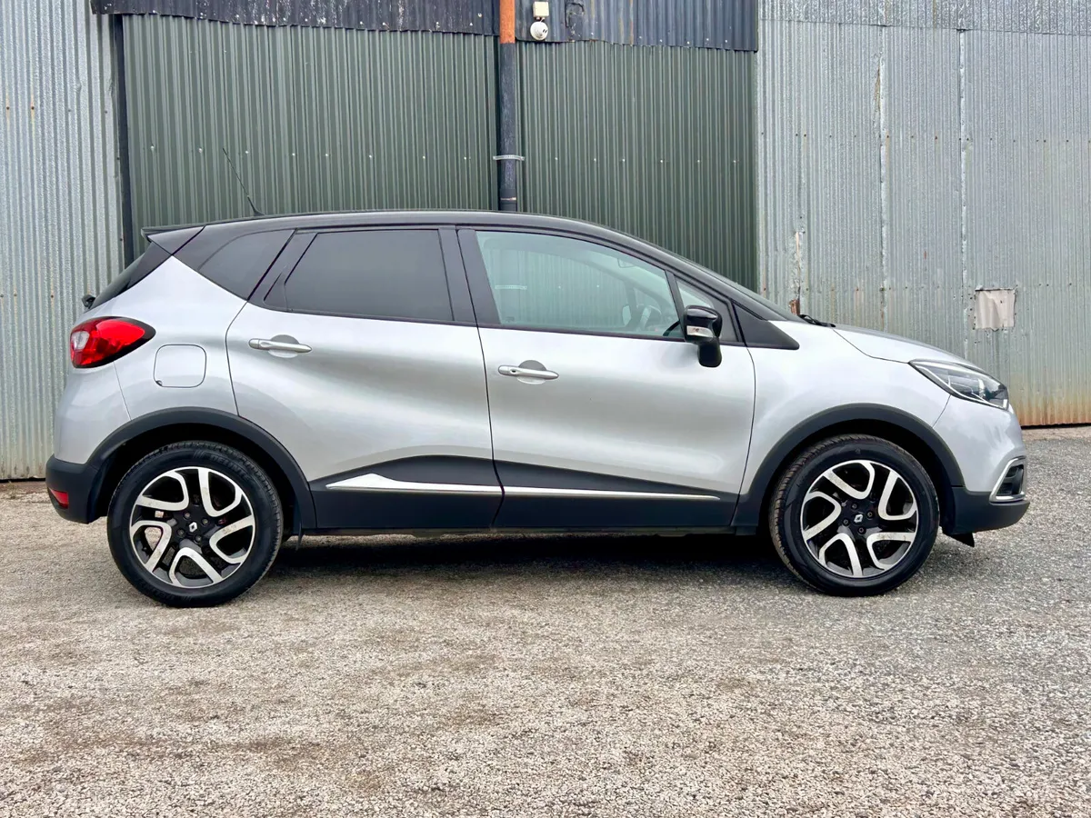 Renault Captur 2016 petrol - Image 3