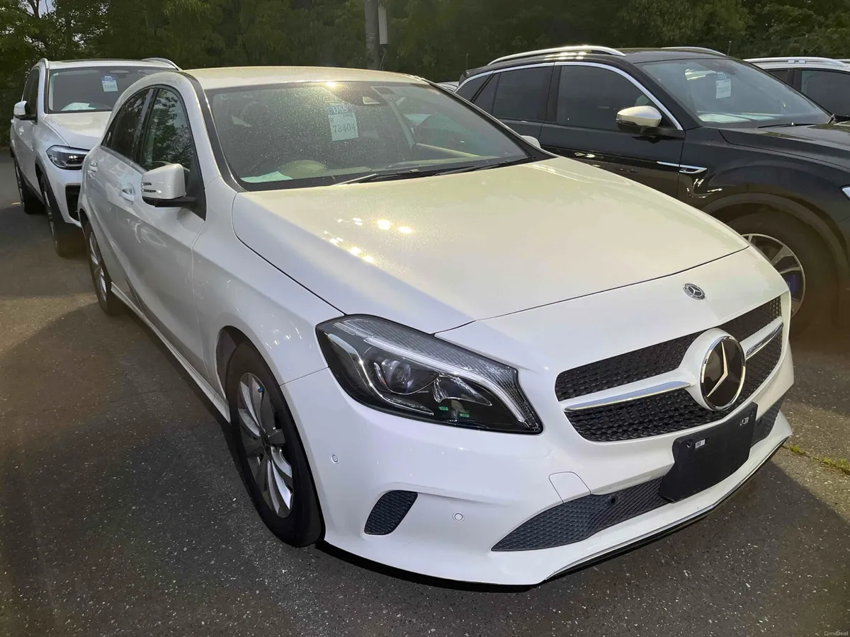 MERCEDES BENZ A180 STYLE AUTO 2017 - Image 4