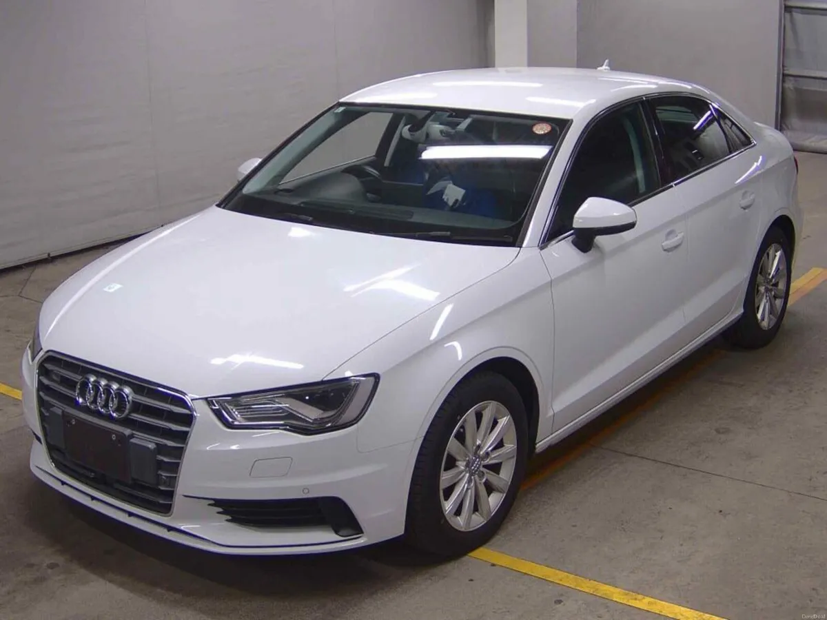 AUDI A3 SALOON 1.4 TFSI AUTO 2015 - Image 3