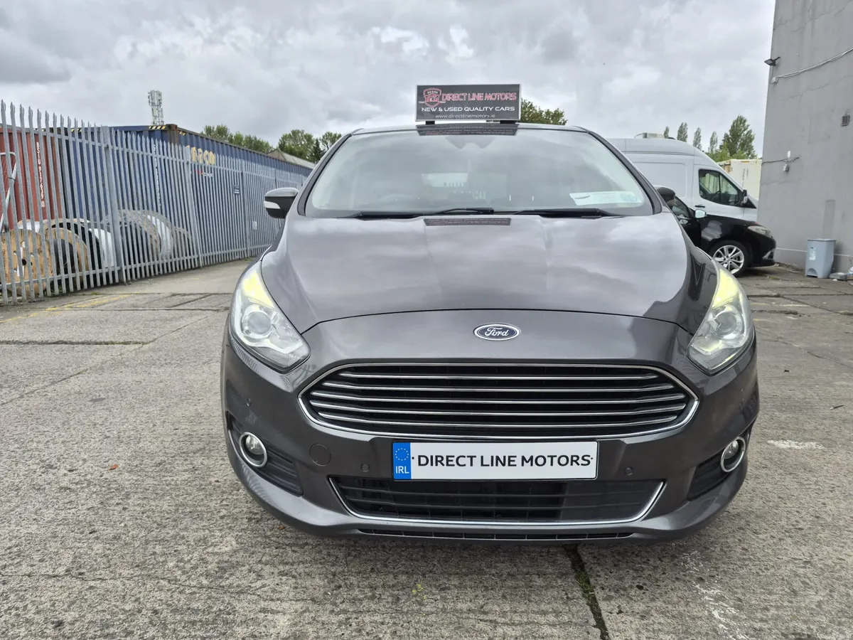 2017(172)  Ford S-Max (Titanium spec) - Image 4