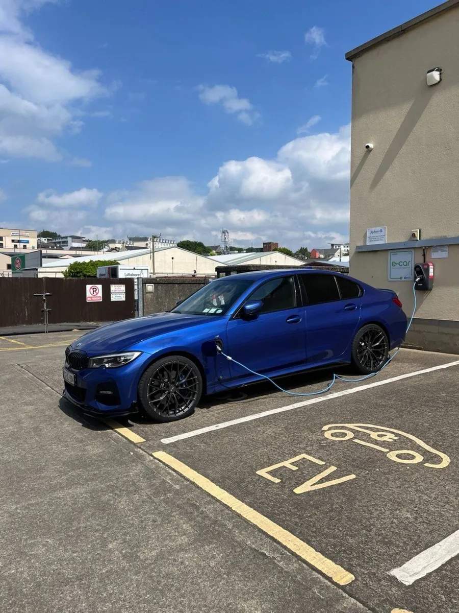 BMW 330e M Sport 2020 | Rare High Specification! - Image 5