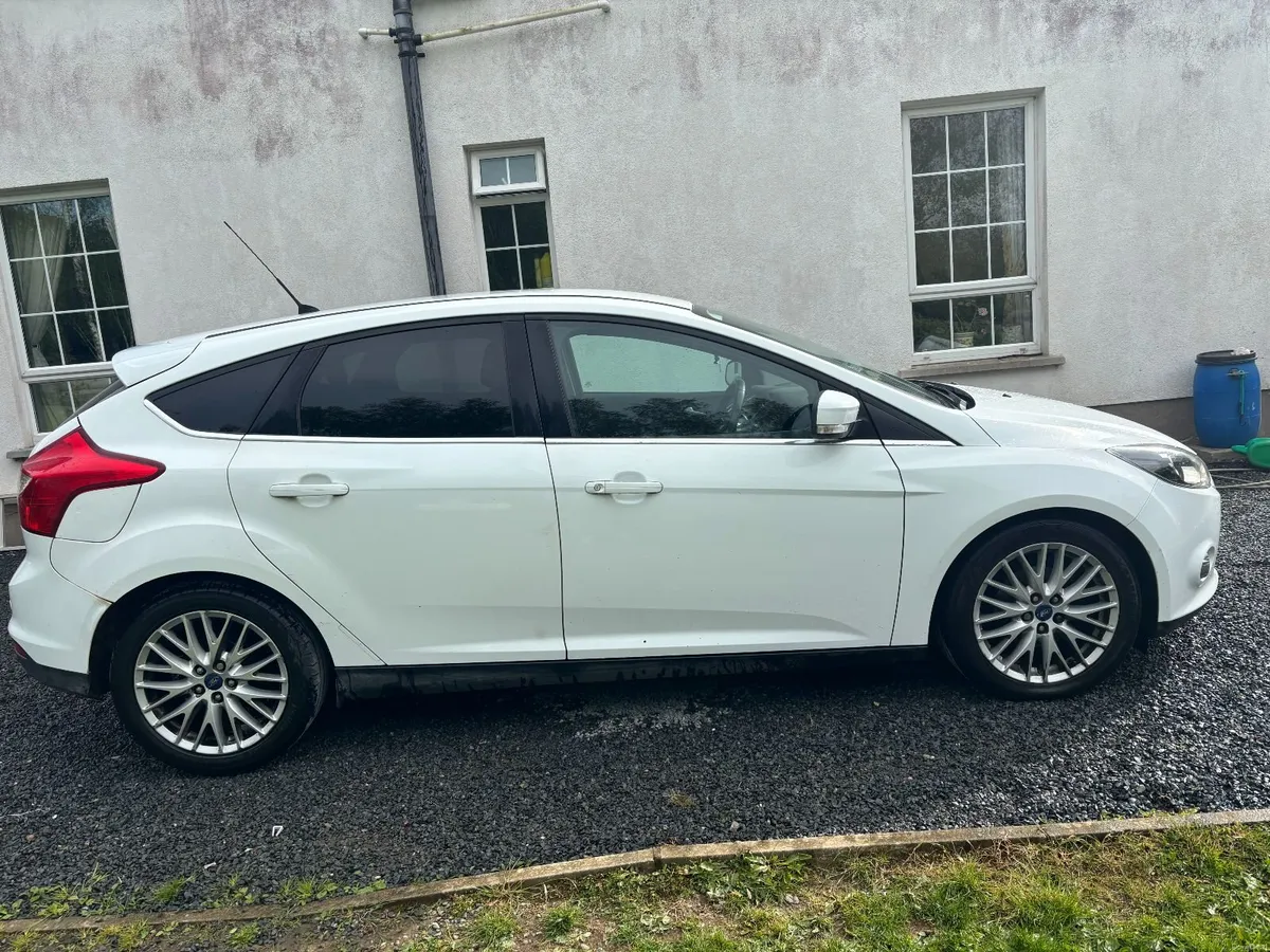 Ford Focus 2013 - Image 1