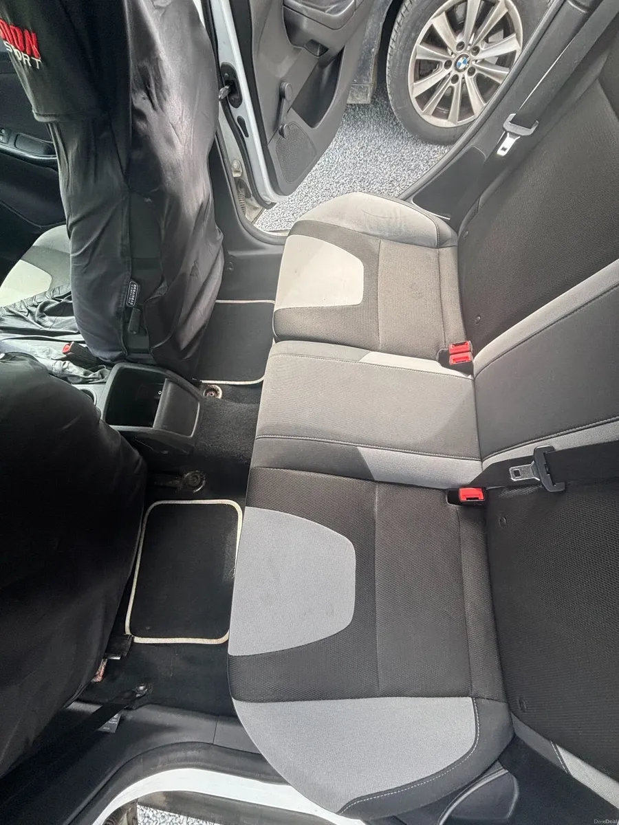 Ford Focus 2013 - Image 5