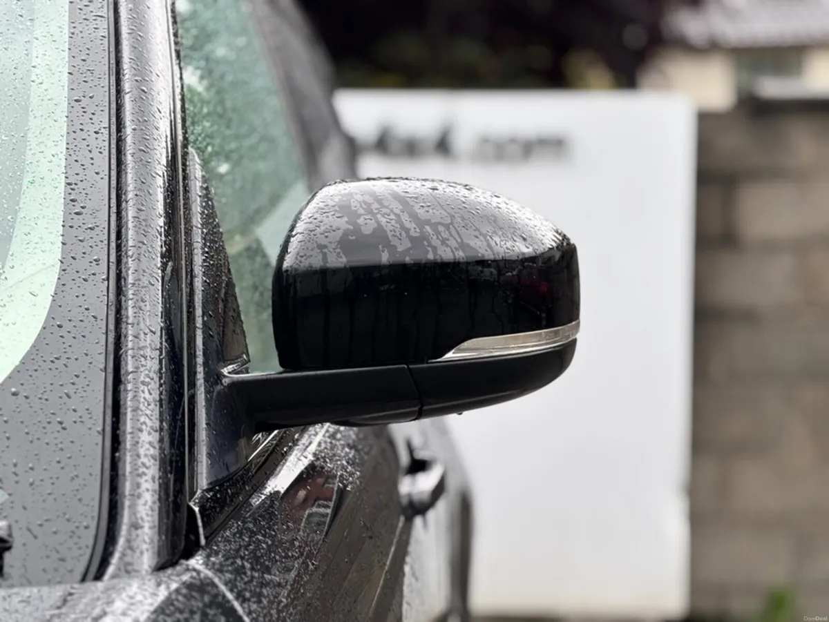 Land Rover Range Rover Sport P400E HSE & MEDIA PAC - Image 6