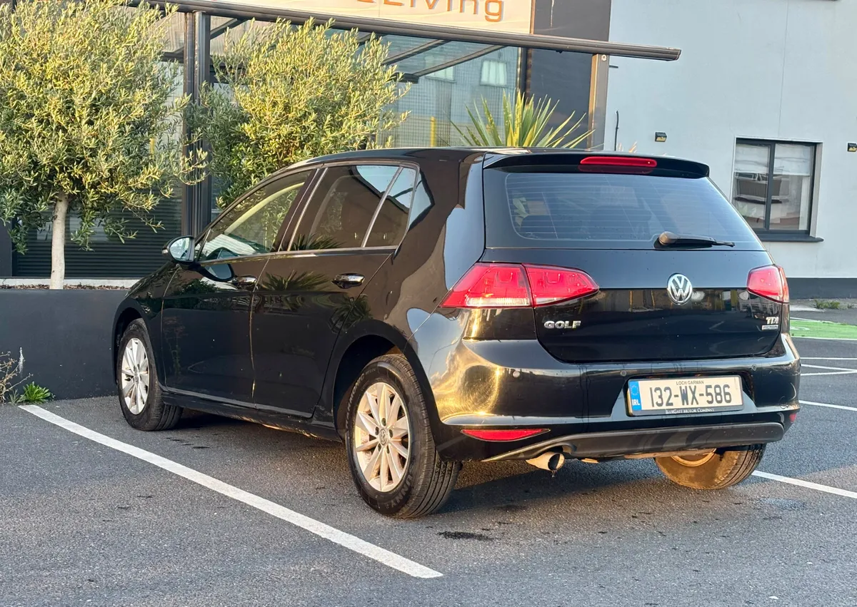 2013 Volkswagen Golf - Image 6
