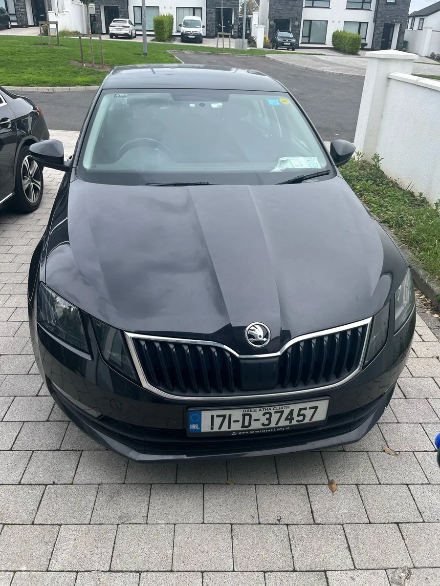 Stunning 2017 Skoda Octavia – Automatic Diesel - Image 1