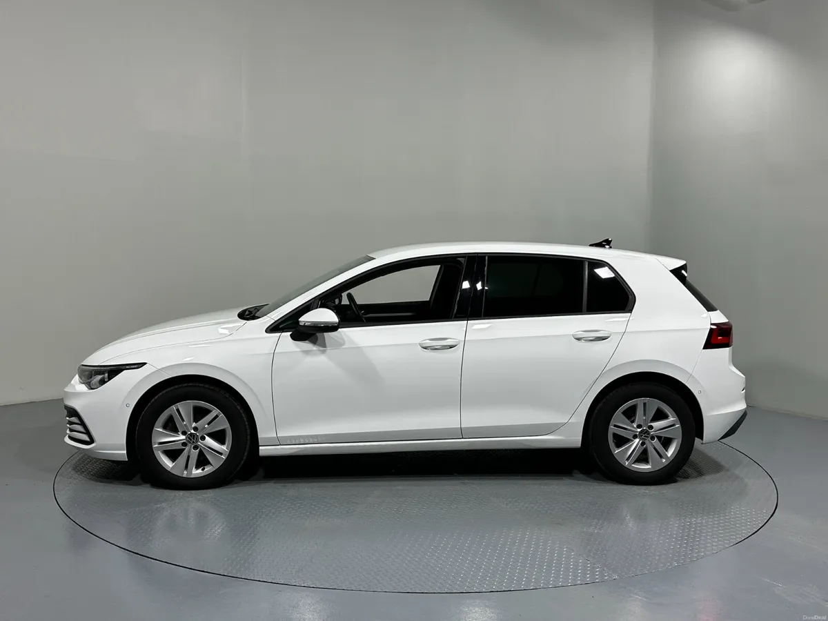 Volkswagen Golf 1.0 Tsi DSG Automatic 211 - Image 4